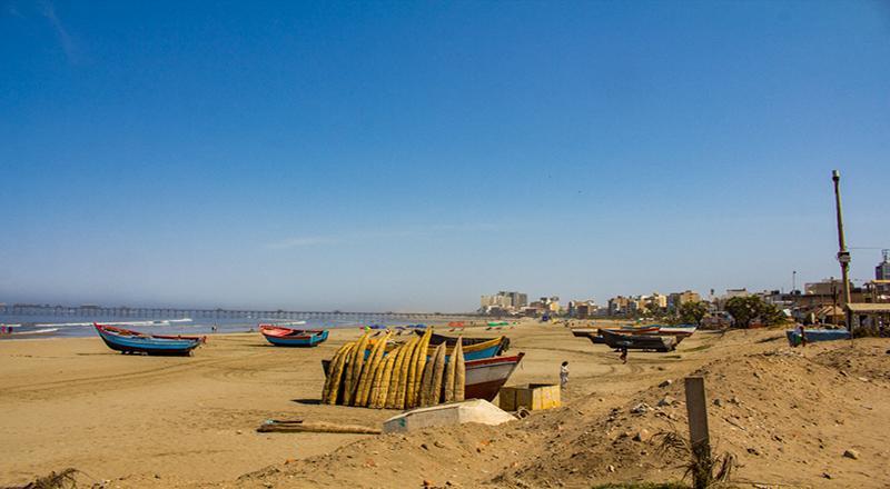 VENTA DE AMPLIO TERRENO FRENTE AL MAR - PIMENTEL